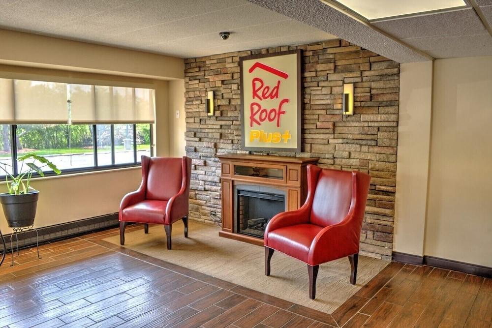 Super 8 By Wyndham Deerfield - Northbrook Exterior foto