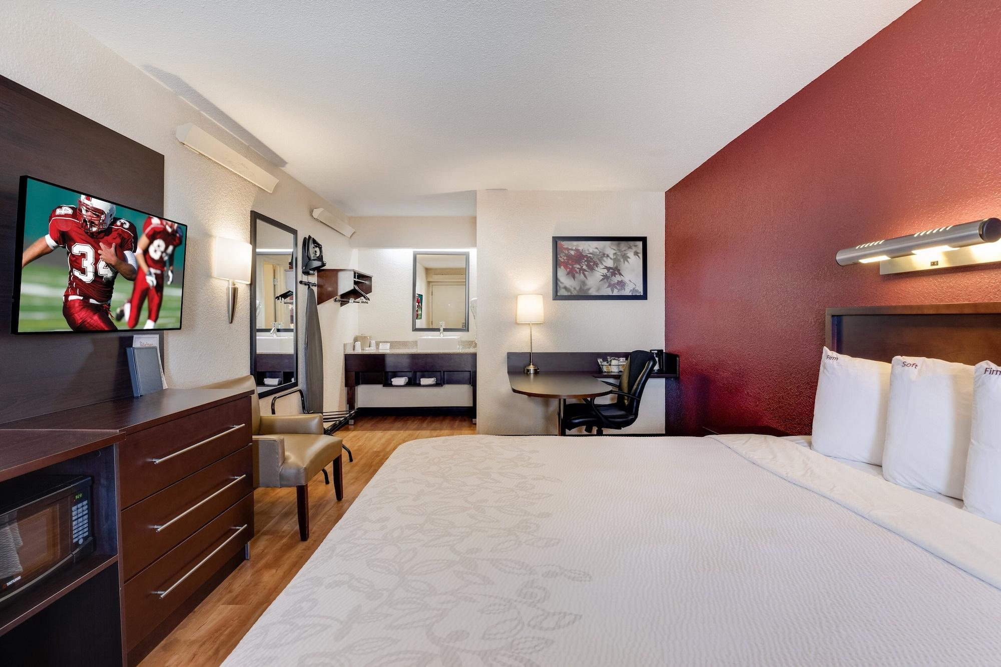 Super 8 By Wyndham Deerfield - Northbrook Exterior foto